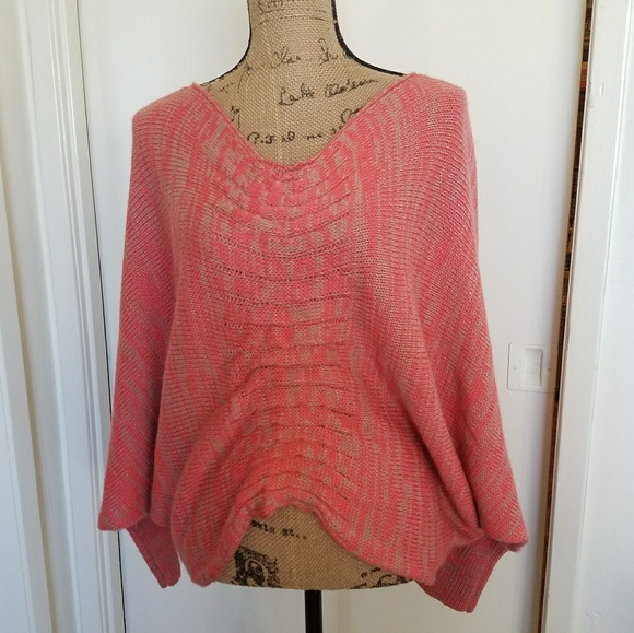 Umgee Sweaters - •Umgee• knit sweater, dolman type sleeve•Med.•Cozy